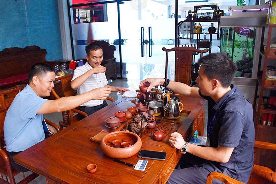 熱烈慶祝海駿達置業(yè)投資集團考察我司圓滿成功！